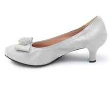 Load image into Gallery viewer, Le Babe Grey Court Shoe
