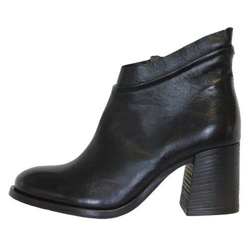 Mjus boots sales