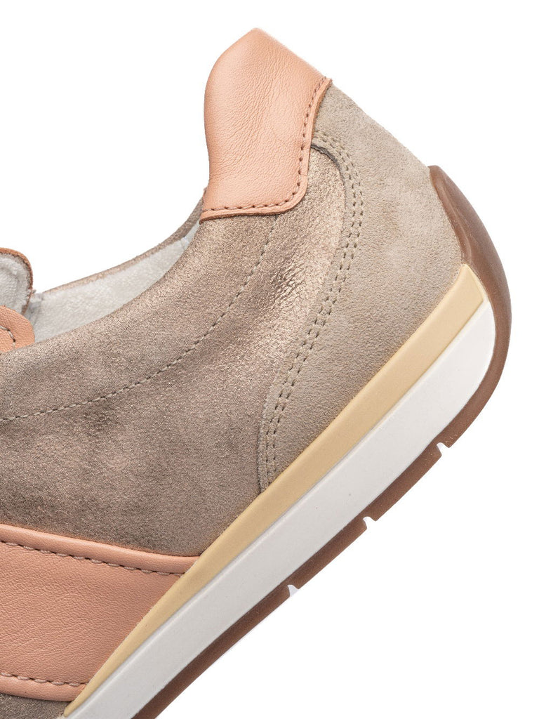 Ara Beach Apricot Trainer|125090408