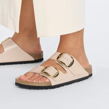 Load image into Gallery viewer, Birkenstock Arizona Big Buckle Natural Leather Patent New Beige|1026553P
