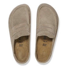 Load image into Gallery viewer, Pair of brown loafers on a white background
