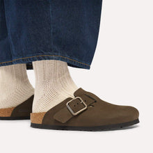 Load image into Gallery viewer, Birkenstock Boston Wire Buckle Mocca|1032762
