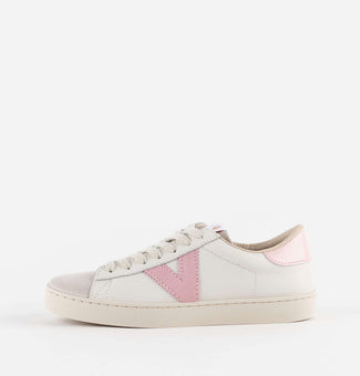 Victoria 1126142PE- Trainer.