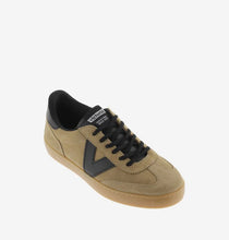 Load image into Gallery viewer, Victoria 1126219BG-Trainer.
