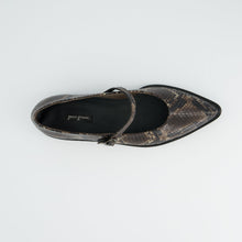 Load image into Gallery viewer, Paul Green 1127078- Mary Jane.
