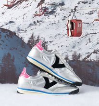 Load image into Gallery viewer, Victoria 1158102SL-Trainer.
