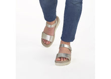 Load image into Gallery viewer, Ara Gold Leather Sandal|123351811G
