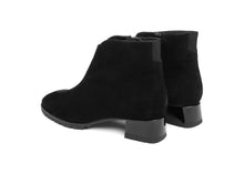Load image into Gallery viewer, Ara Wide Fit Black Ankle Boot|122000701
