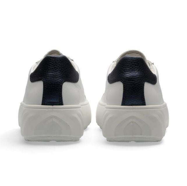 Ara 124652305W- Wide Fit Trainer.
