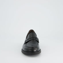 Load image into Gallery viewer, Paul Green 1251028- Loafer.
