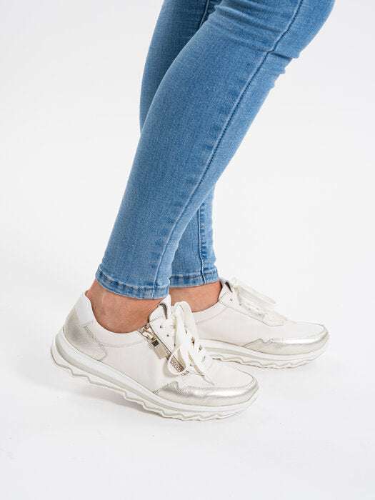 Ara 122780411- Wide Fit Trainer.