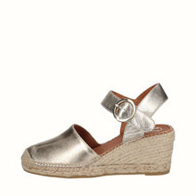 Load image into Gallery viewer, Viguera 1922GLD- Espadrille.
