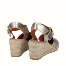 Load image into Gallery viewer, Viguera 1922GLD- Espadrille.
