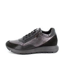 Load image into Gallery viewer, Igi &amp; Co Black &amp; Metallic Mini Wedge Gun Grey Trainer| 8674300
