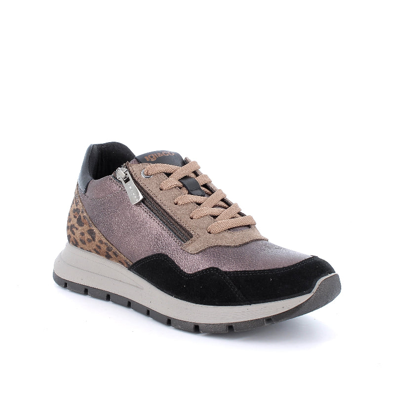 Igi 8674322- Trainer.