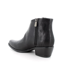 Load image into Gallery viewer, Igi 8698000- Ankle Boot.
