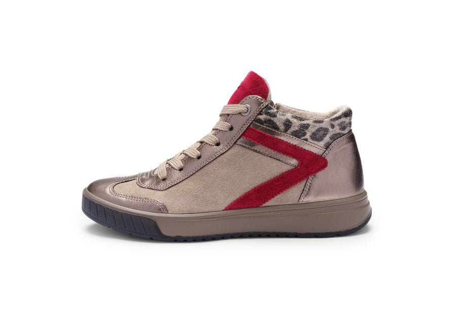 Beige sneaker with red accents on a white background