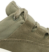 Load image into Gallery viewer, Columbia NL5158397- Out N Sbout Trainer.
