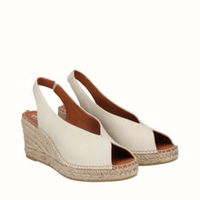 Load image into Gallery viewer, Viguera 2127BG- Sling Back.
