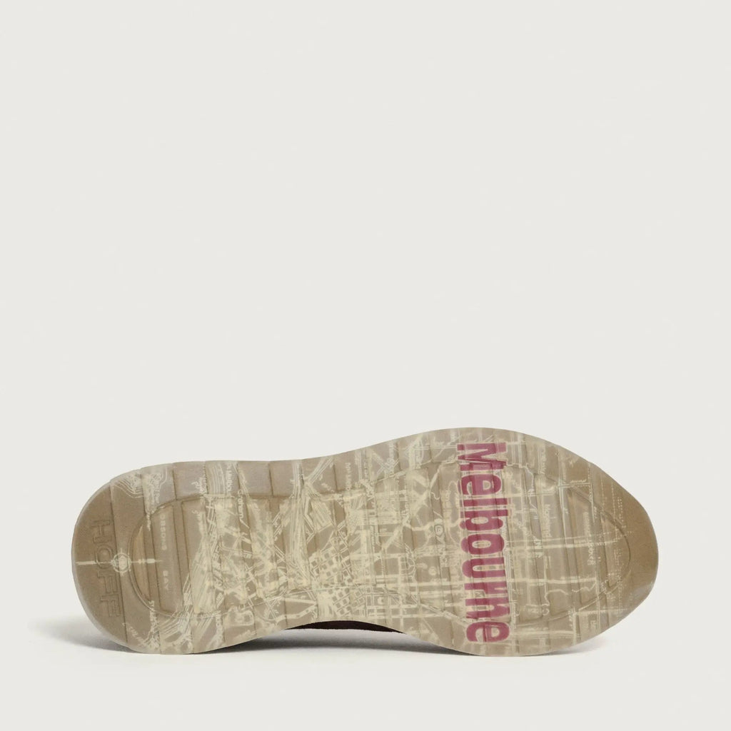 Hoff Melbourne 22502004- Trainer.