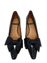 Load image into Gallery viewer, Angel Alarcon Pointed Heel with Bow

