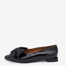 Load image into Gallery viewer, Angel Alarcon Black Leather Big Bow Pump|24631BLK
