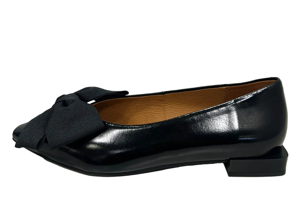 Angel Alarcon Black Pointed Pump with Bow