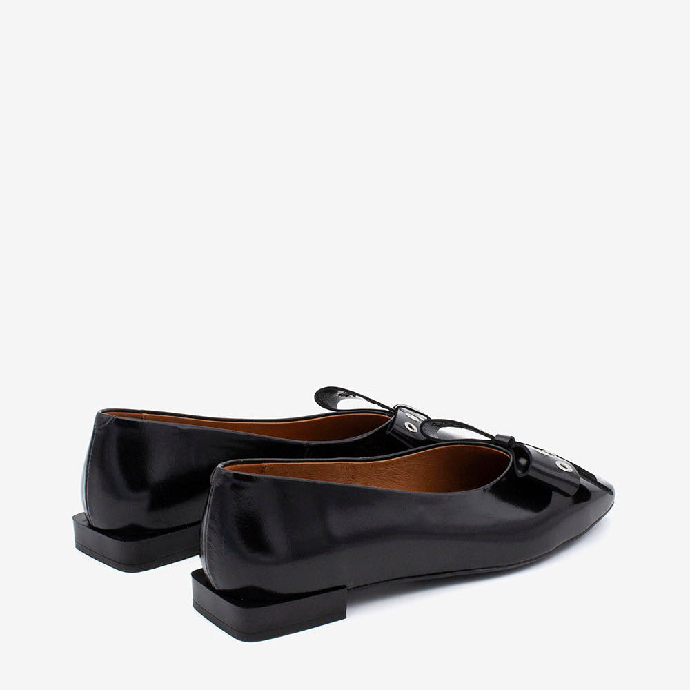 Angel Alarcon 25504BLK- Pump.