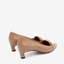 Load image into Gallery viewer, Angel Alarcon 25535CAM-Pump.
