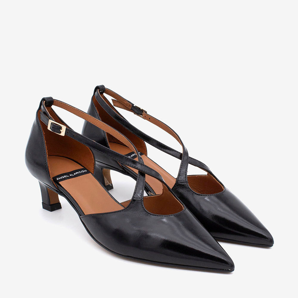 Angel Alarcon 25536BLK-Pump.