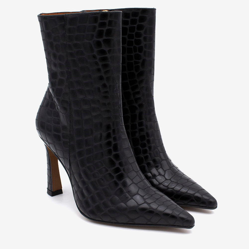 Angel Alarcon 25560BLK- Ankle Boot.