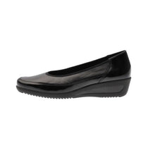 Load image into Gallery viewer, Ara 124061725 -  Wide Fit Slip On Shoe
