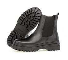 Load image into Gallery viewer, Gabor 3172057 - Chelsea Boot.
