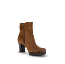 Load image into Gallery viewer, Gabor 3208133 - Wide Fit Ankle Boot
