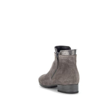 Load image into Gallery viewer, Gabor 3271830 -  Wide Fit Ankle Boot
