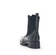 Load image into Gallery viewer, Gabor 3278257 - Wide Fit Ankle Boot
