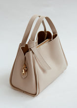 Load image into Gallery viewer, Laura Di Maggio Beige Bag|346LATTE
