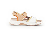 Load image into Gallery viewer, Rolling Soft 4688935-Sandal
