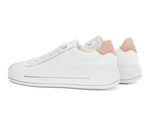 Load image into Gallery viewer, Ara 122300304W- Wide Fit Trainer.
