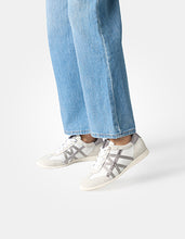 Load image into Gallery viewer, Paul Green Leather Retro Trainer |5540039
