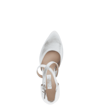 Load image into Gallery viewer, Gabor 6134331- Court Shoe.
