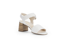 Load image into Gallery viewer, Gabor 6170020- Sandal.
