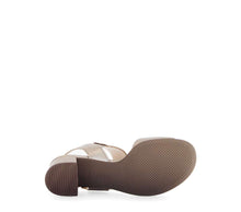 Load image into Gallery viewer, Gabor 6177062- Sling Back.
