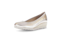 Load image into Gallery viewer, Gabor 6264182- Wide Fit Pump.
