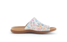 Load image into Gallery viewer, Gabor 6370030- Sandal.
