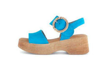 Load image into Gallery viewer, Gabor 6452018- Sandal.
