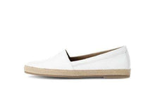 Load image into Gallery viewer, Gabor 6522121- Slip On.
