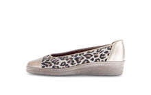 Load image into Gallery viewer, Gabor 6604290- Pump.
