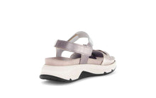 Load image into Gallery viewer, Rolling Soft 6688382- Sandal.
