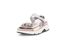 Load image into Gallery viewer, Rolling Soft 6688382- Sandal.
